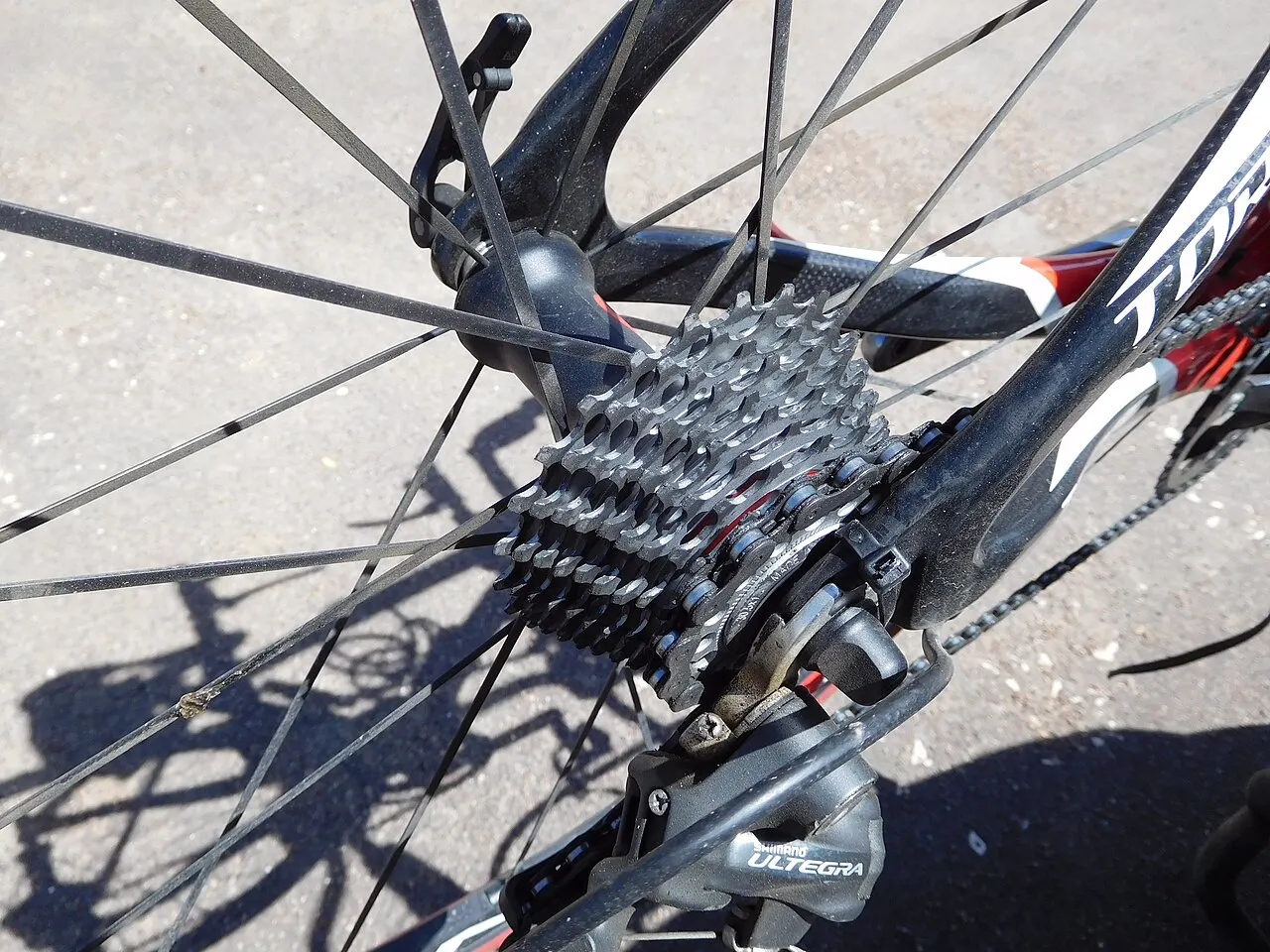 Rear bicycle cassette with several sprockets
