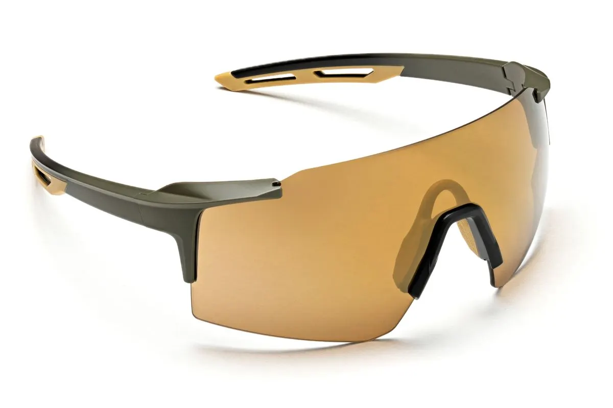 Sleek and stylish sport sunglasses with UV protection, perfect for cycling and outdoor activities.